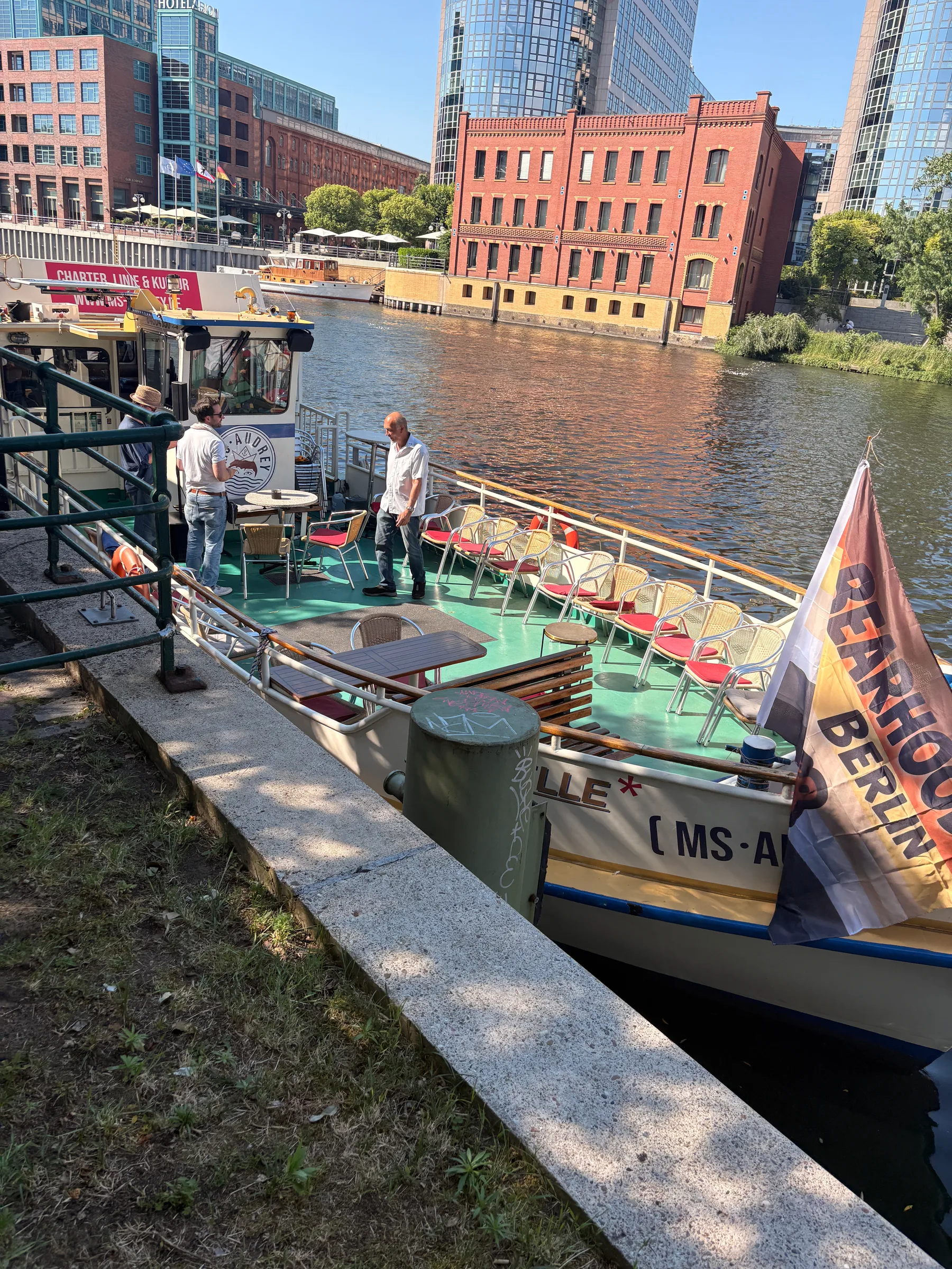 The Bear Boat — photo 5