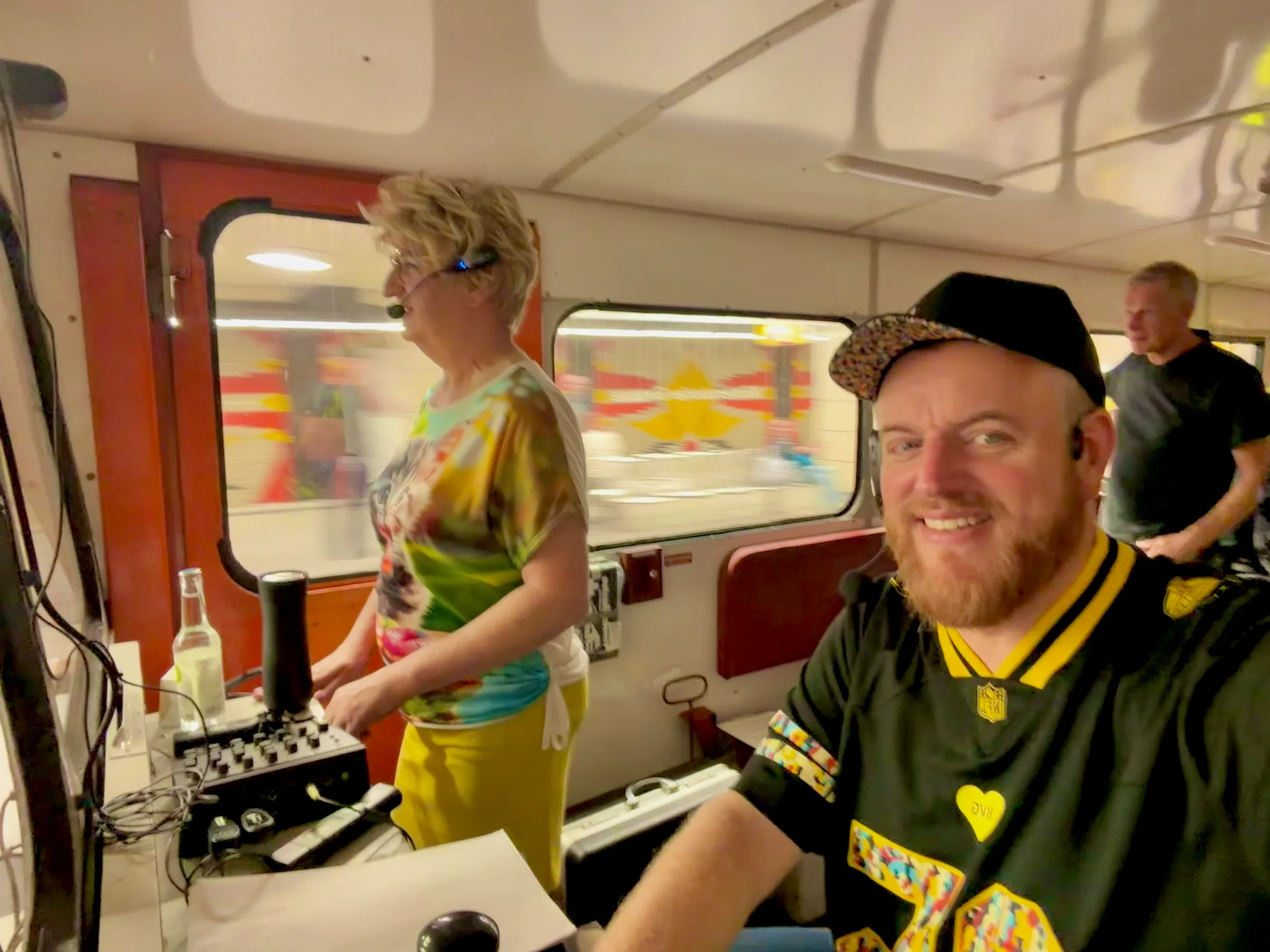 Pride-Fahrt im U-Bahn-Cabrio — photo 3